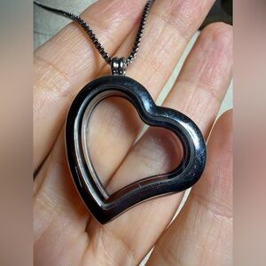 IBB London Stainless Steel Floating Heart Memory Locket Necklace